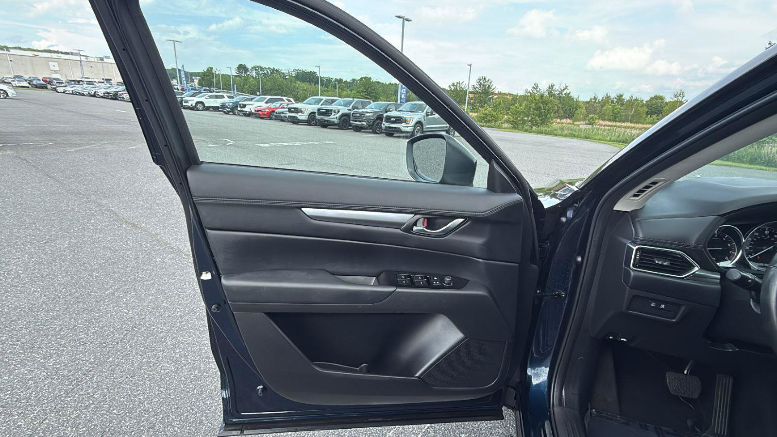 Used 2020 MAZDA CX-5 Touring AWD/4WD image 23