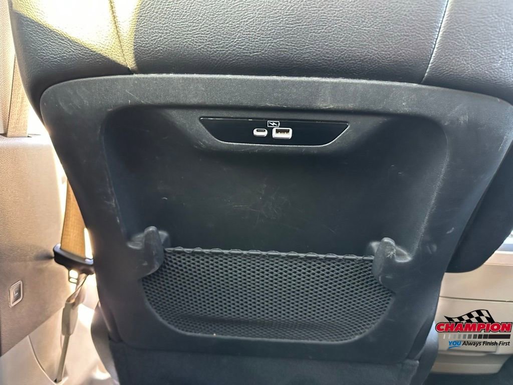 Used 2022 Chrysler Pacifica Touring-L image 24