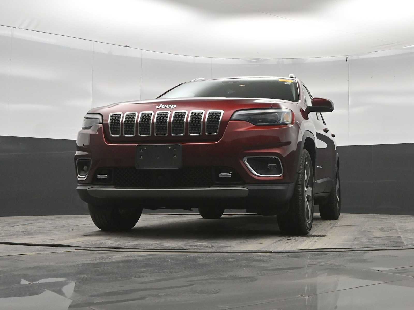 Used 2021 Jeep Cherokee Limited w/ Elite Package AWD/4WD image 34