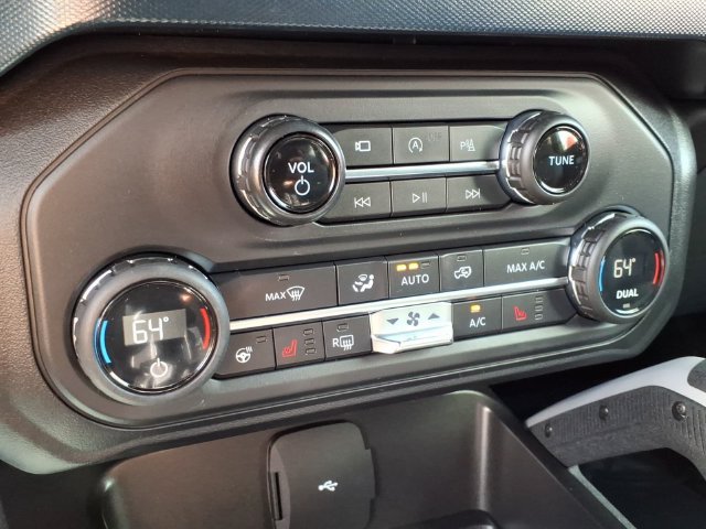 Used 2021 Ford Bronco First Edition AWD/4WD image 26