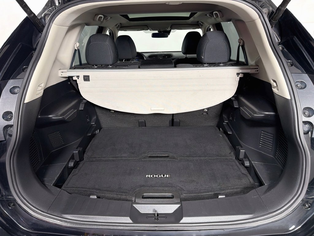 Used 2019 Nissan Rogue SV w/ Sun & Sound Touring Package AWD/4WD image 26
