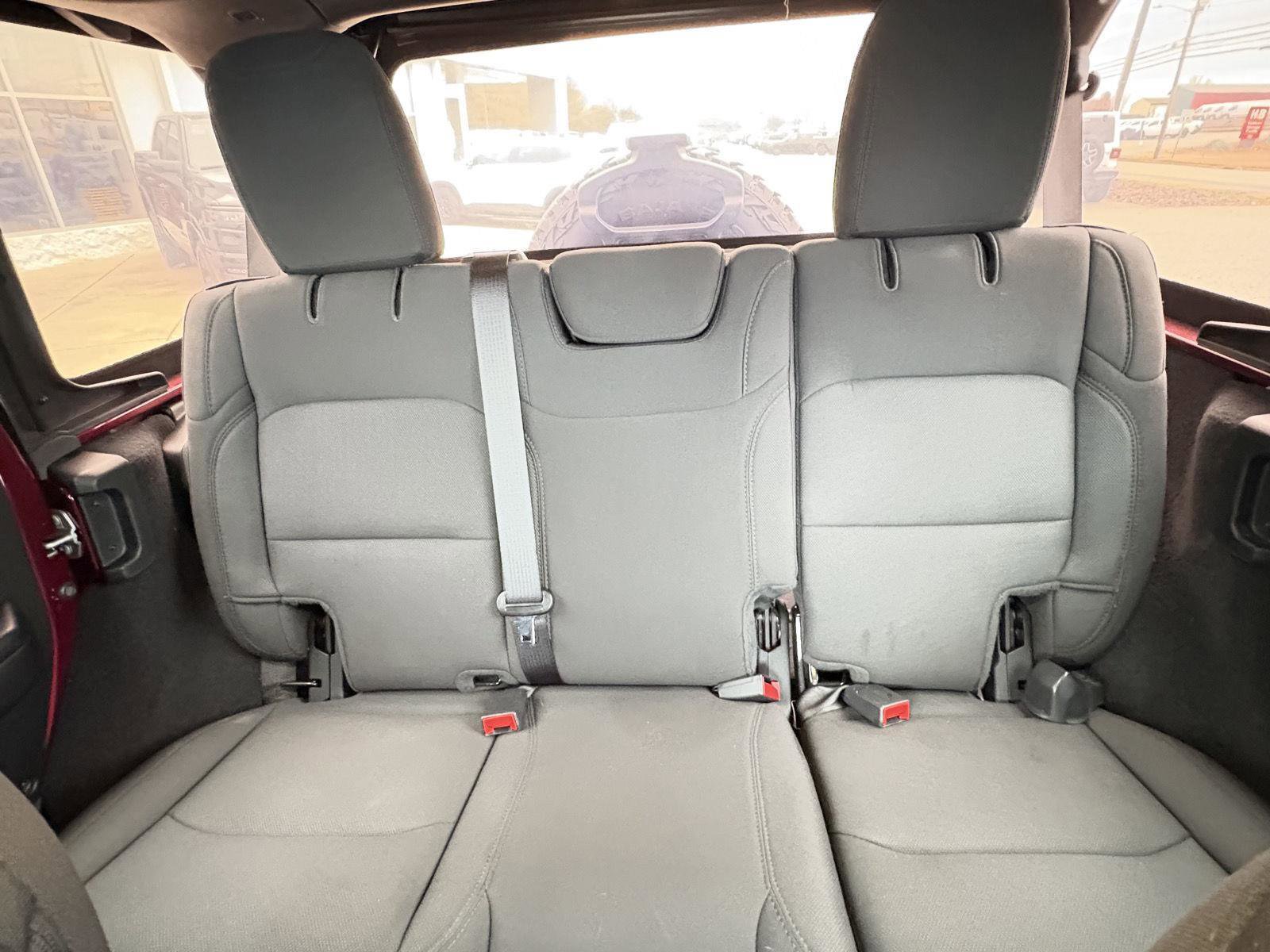 Used 2021 Jeep Wrangler Unlimited Sport image 8