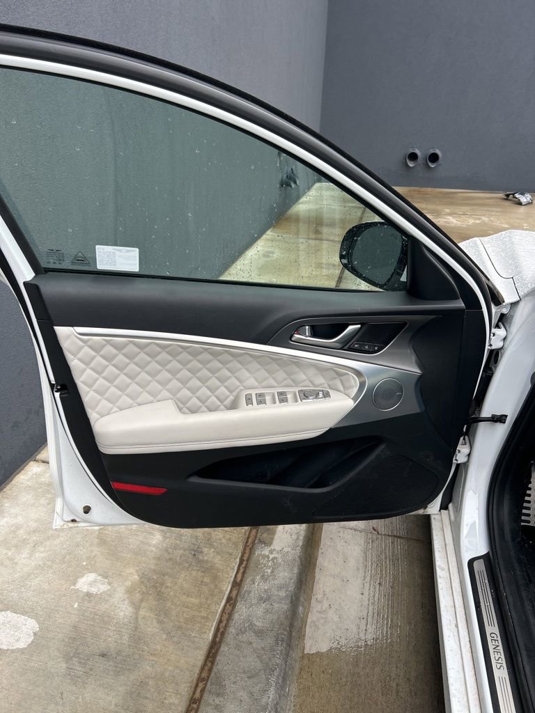 Used 2025 Genesis G70 3.3T Advanced w/ Sport Prestige Package image 6