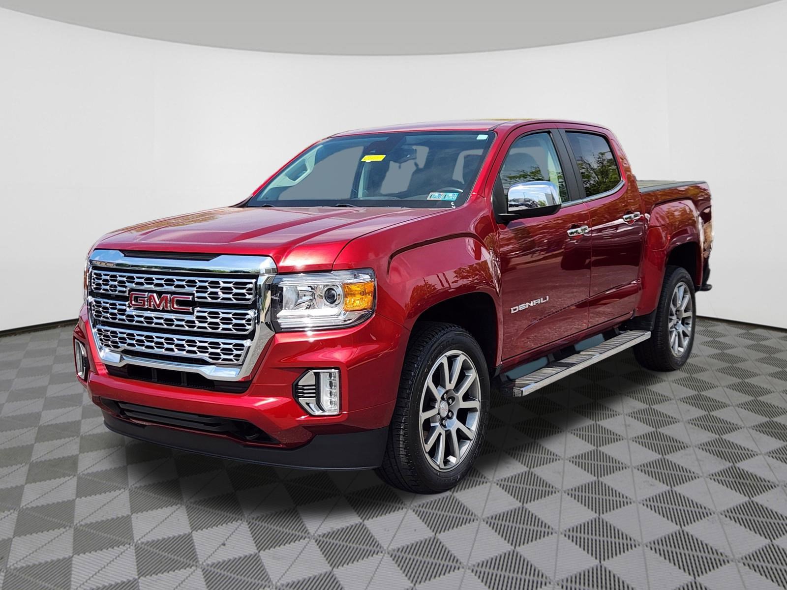 Used 2021 GMC Canyon Denali AWD/4WD image 2