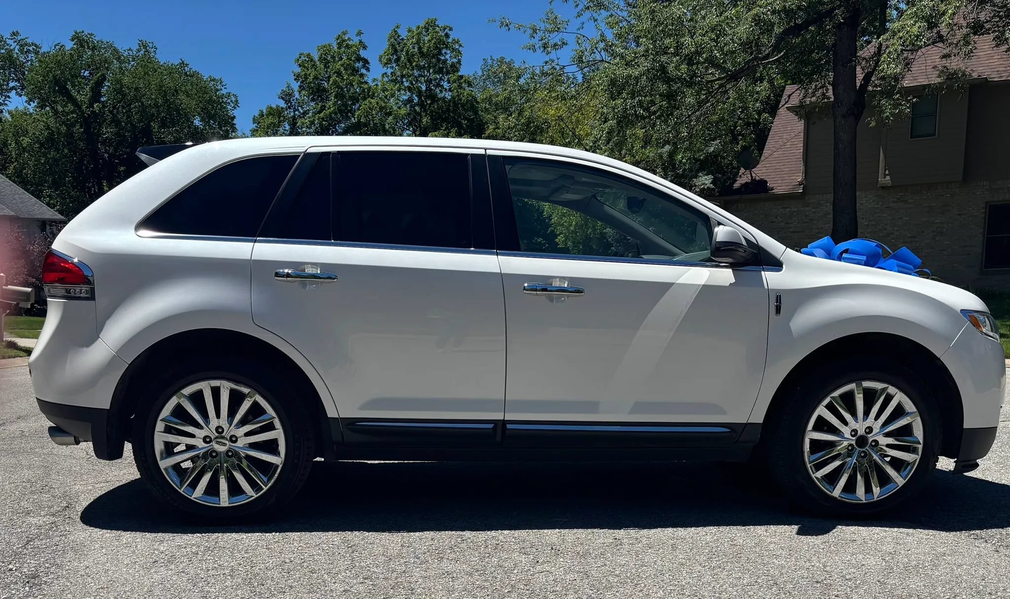Used 2013 Lincoln MKX AWD image 7