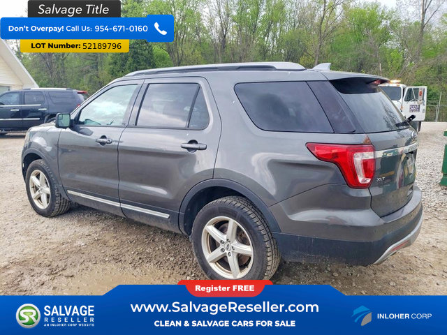 Used 2016 Ford Explorer XLT w/ Equipment Group 202A AWD/4WD image 3