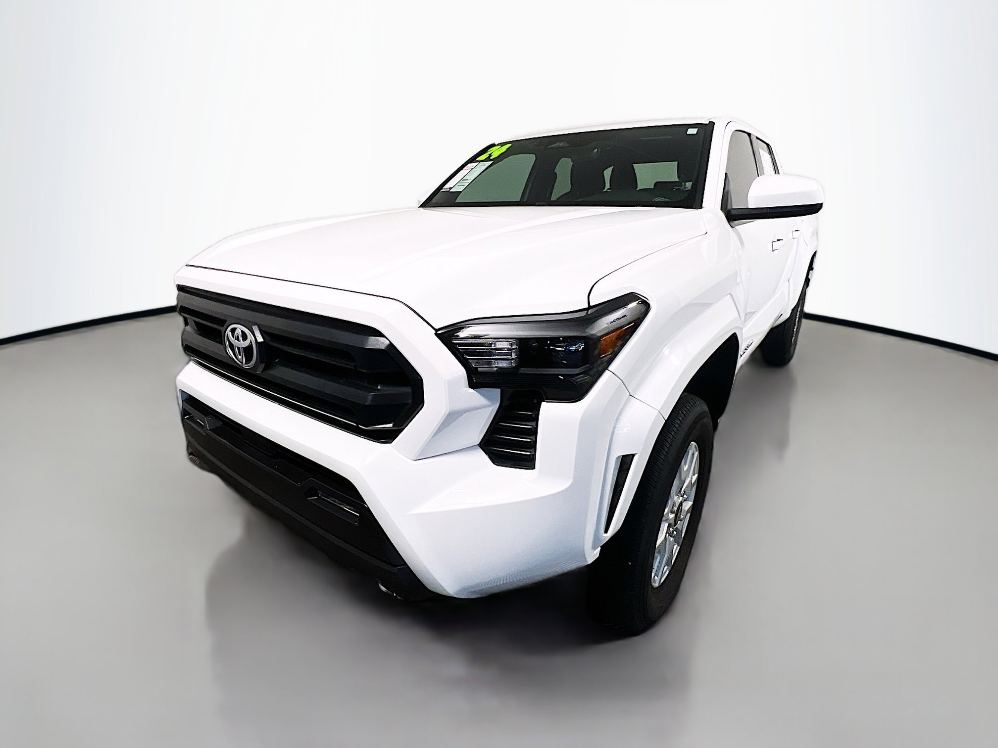 Used 2024 Toyota Tacoma SR5 image 10