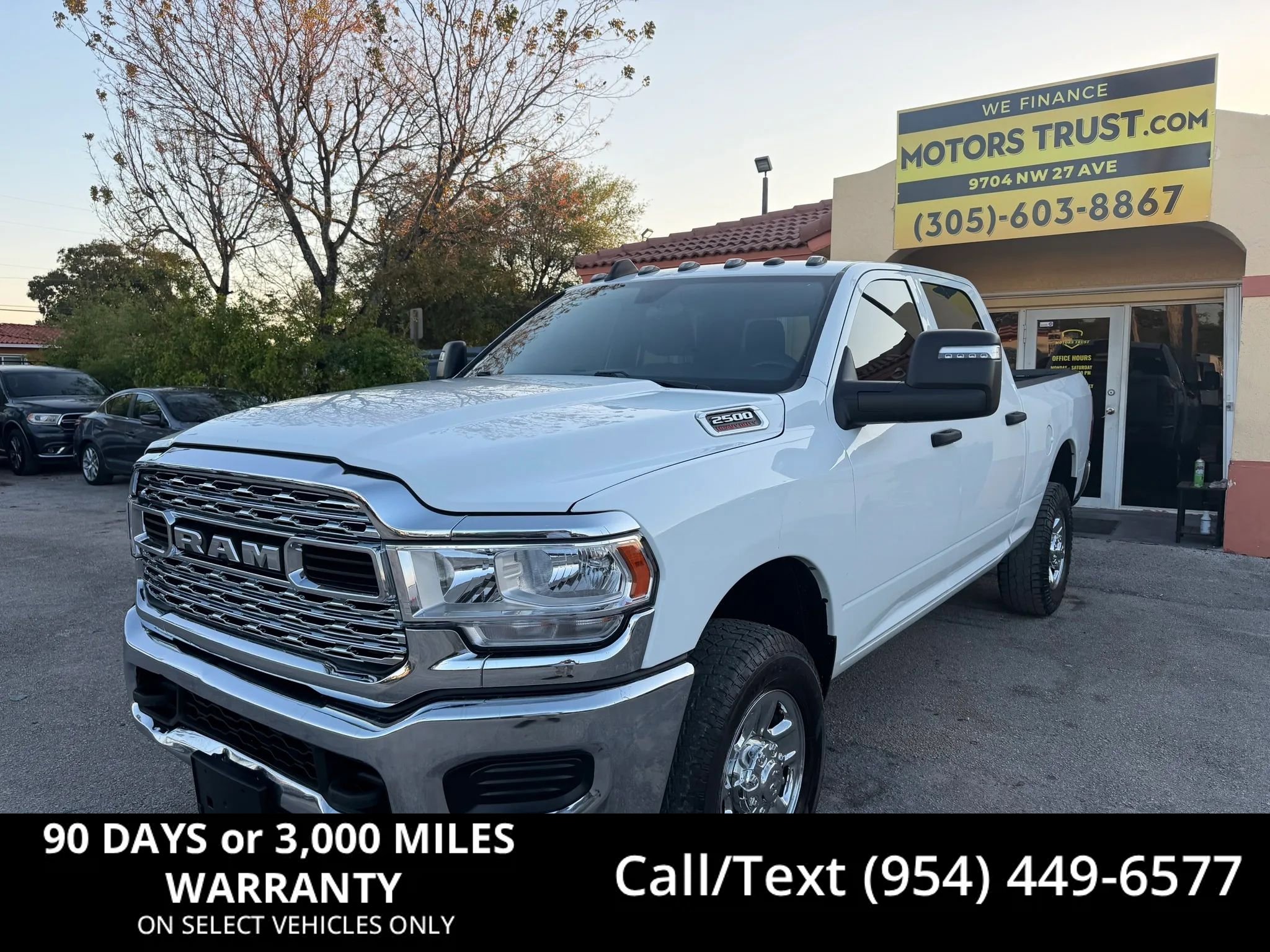 Used 2023 RAM 2500 Tradesman AWD/4WD image 1