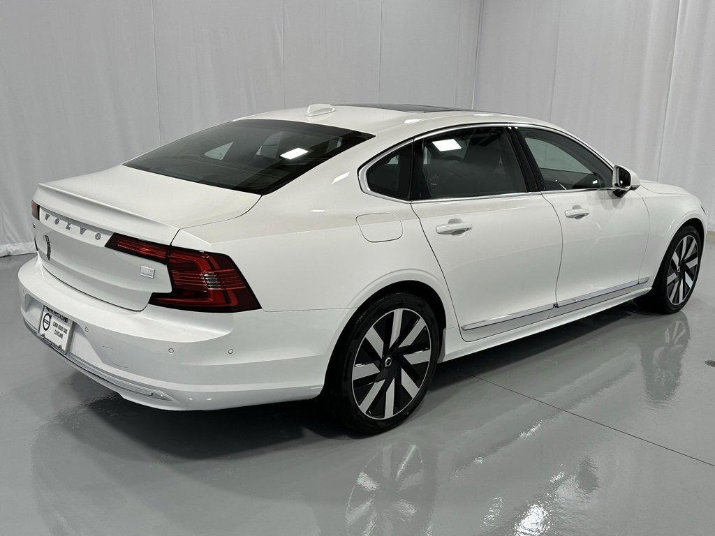 New 2024 Volvo S90 T8 Ultimate w/ Protection Package image 6