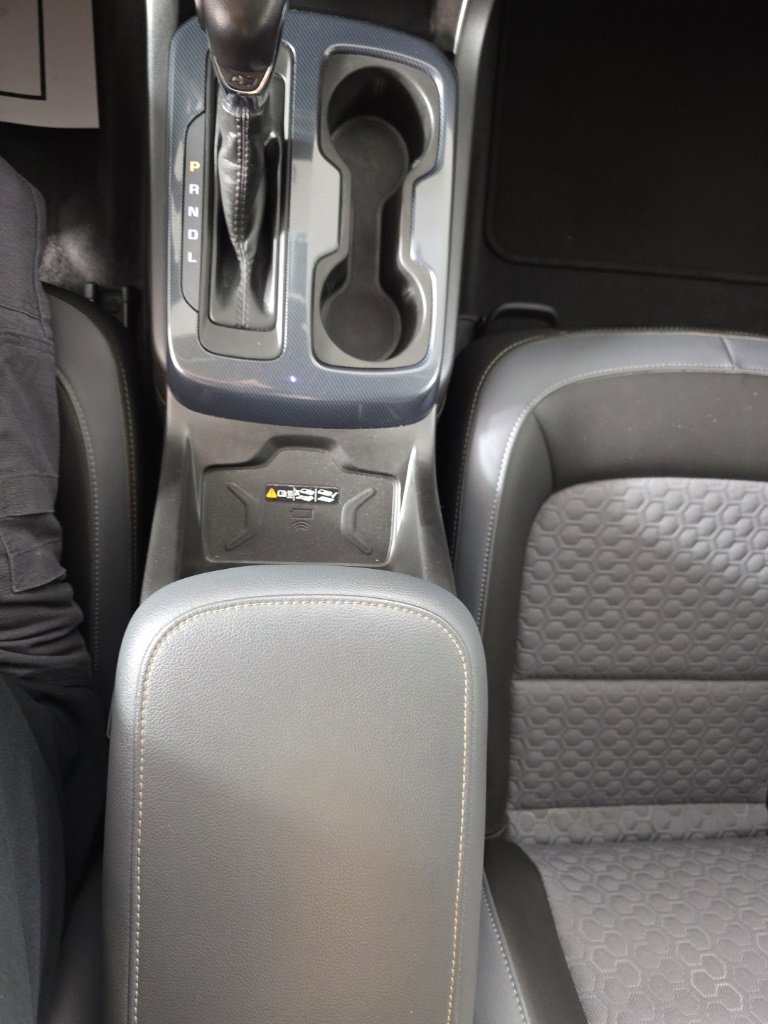 Used 2022 Chevrolet Colorado Z71 w/ Z71 Midnight Edition image 22