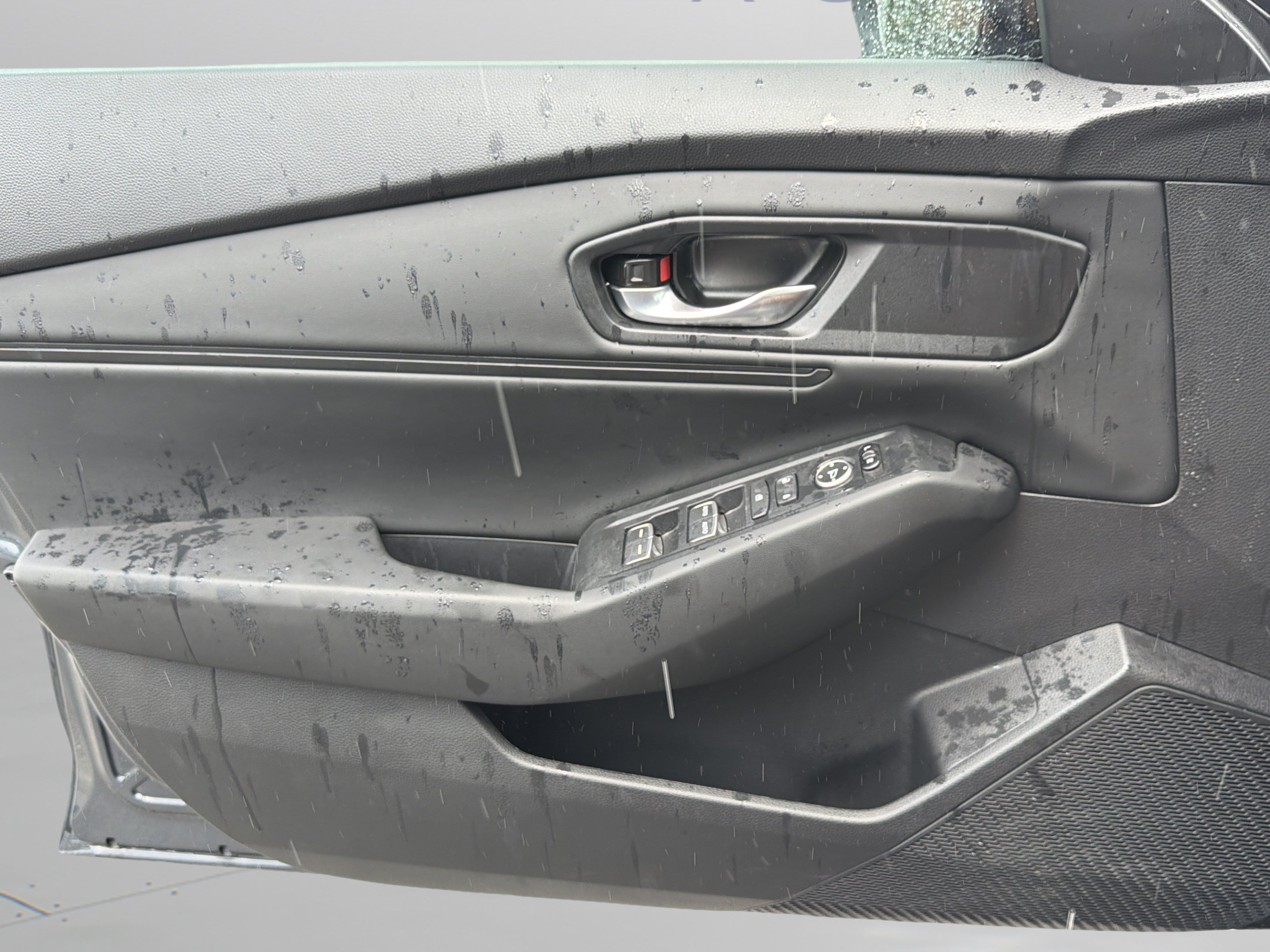Used 2025 Honda Accord SE image 27