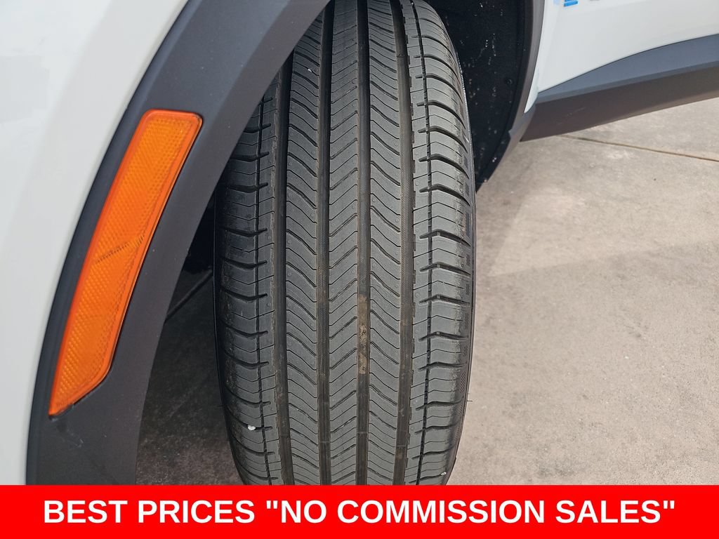 New 2026 Chevrolet Equinox EV LT w/ Comfort Package FWD image 34