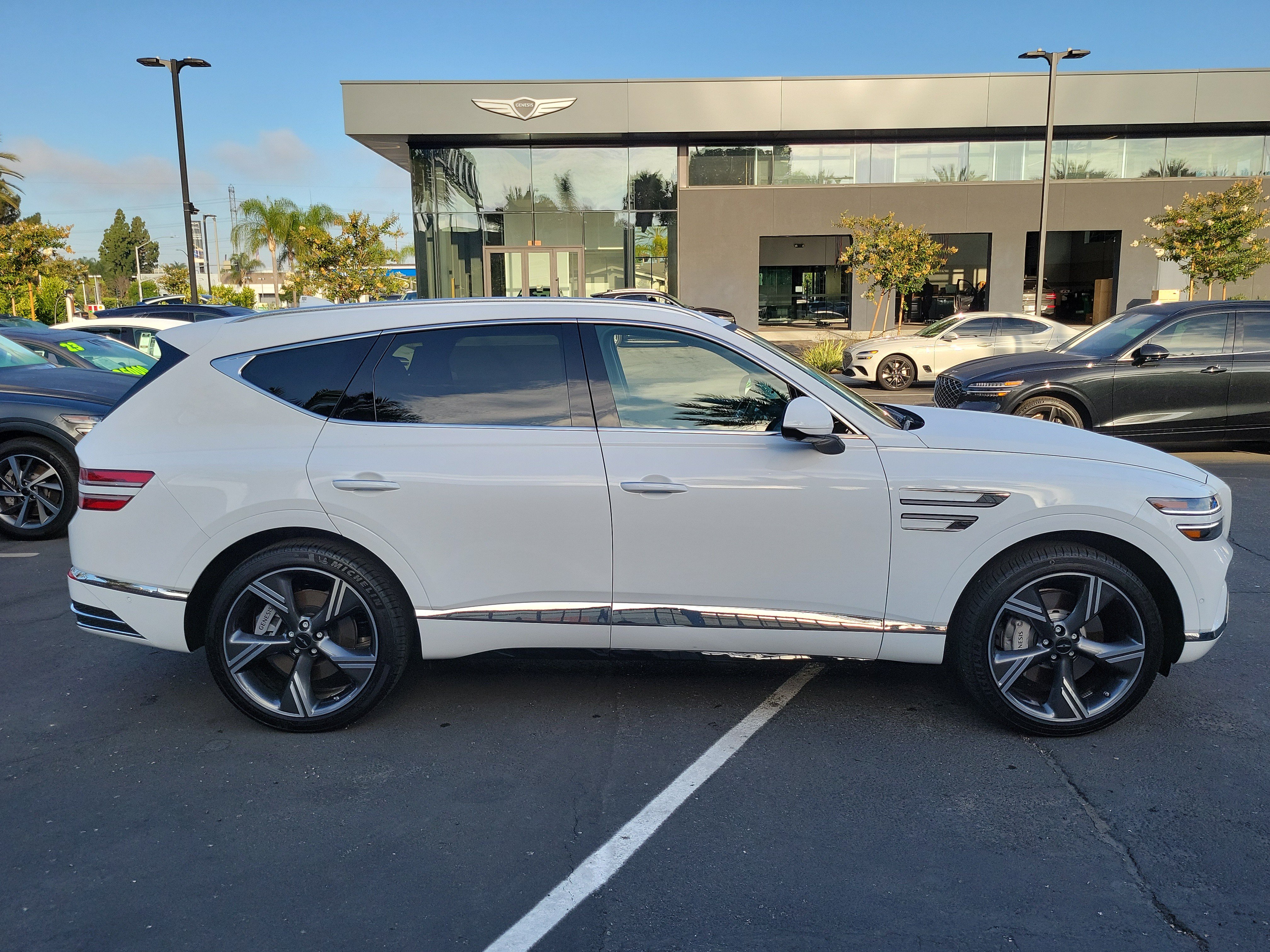 Certified 2026 Genesis GV80 2.5T Prestige AWD/4WD image 5
