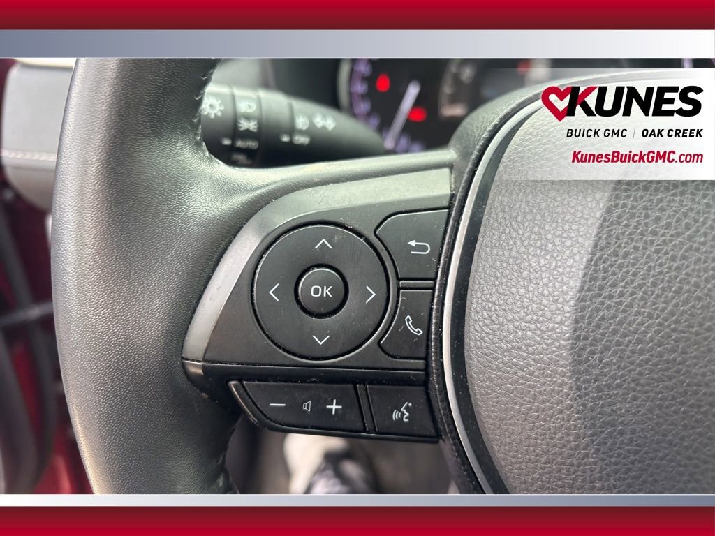 Used 2020 Toyota RAV4 Limited image 17