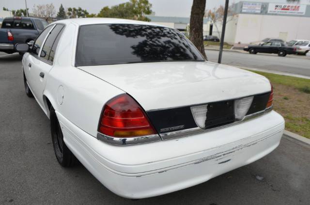 Used 1999 Ford Crown Victoria Police Interceptor RWD image 4