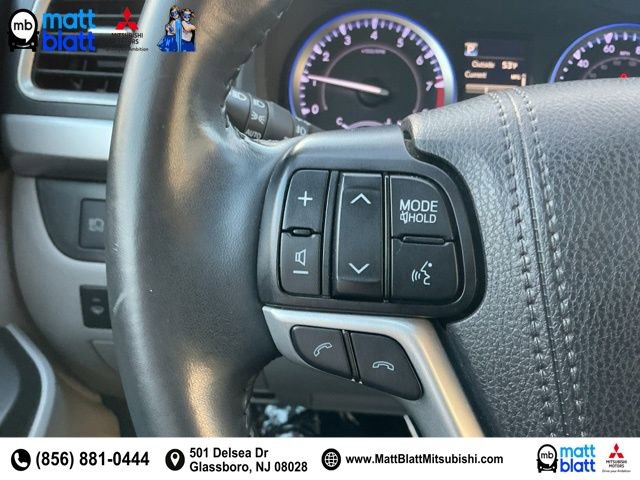 Used 2019 Toyota Highlander XLE image 12