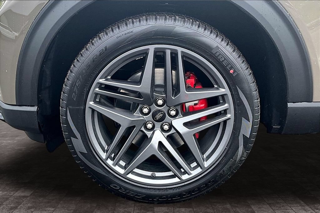 New 2026 Ford Explorer ST-Line w/ ST-Line Street Pack AWD/4WD image 36