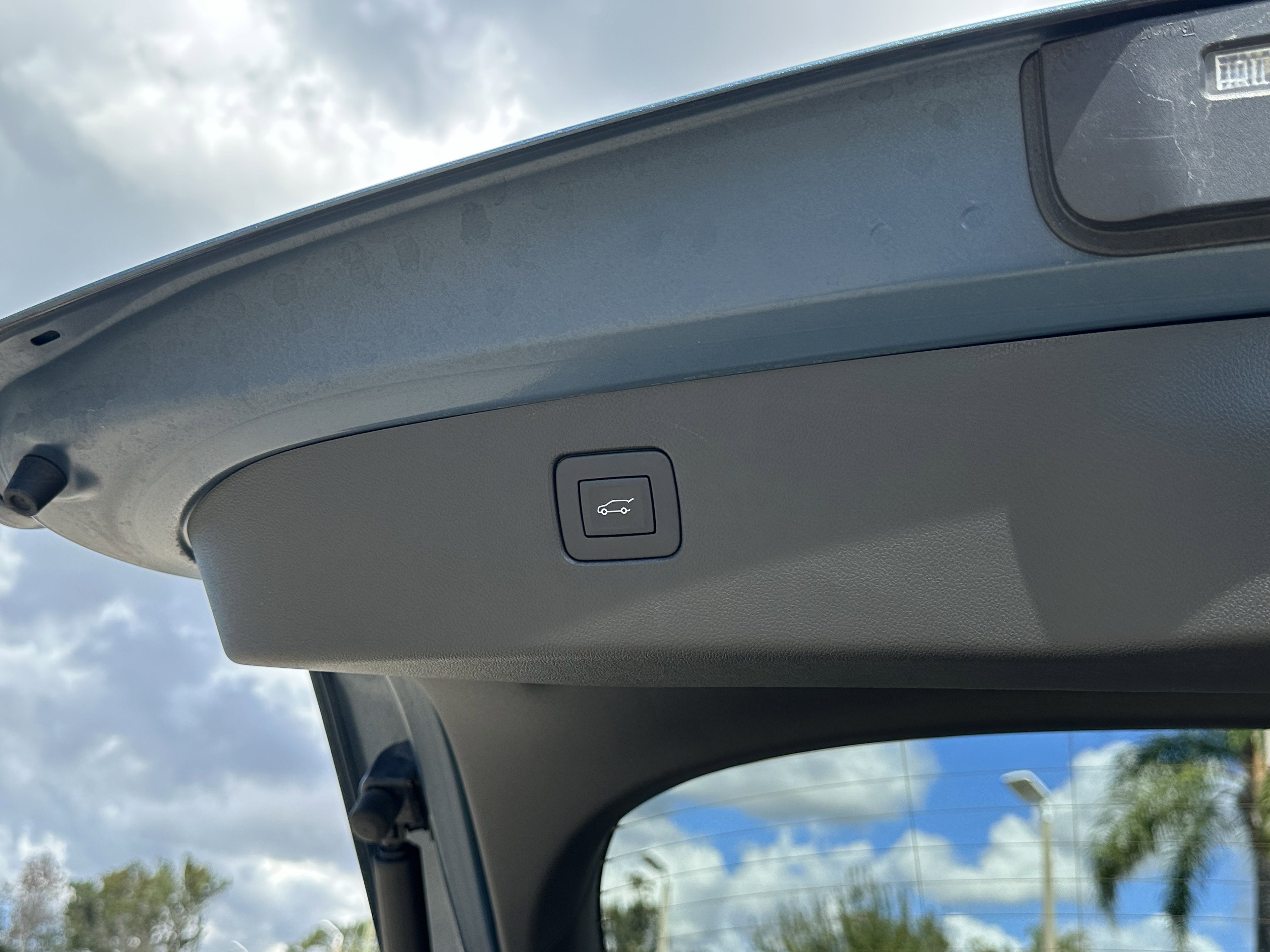 Used 2024 Buick Envista Preferred w/ Convenience I Package image 12