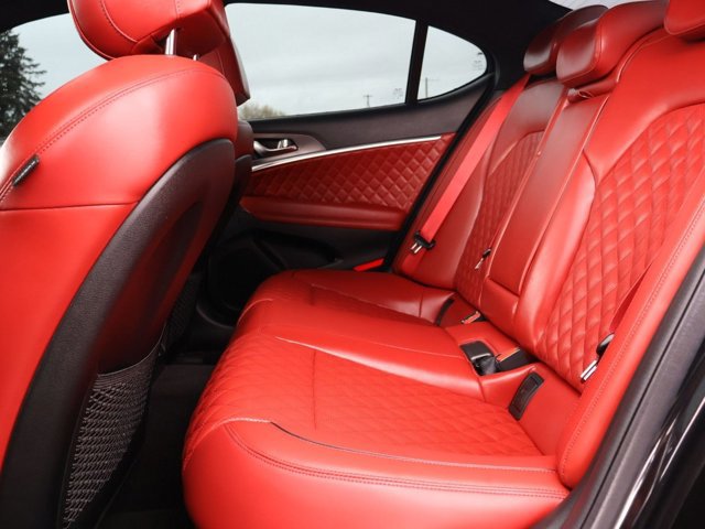 Used 2025 Genesis G70 3.3T Advanced w/ Sport Prestige Package image 28