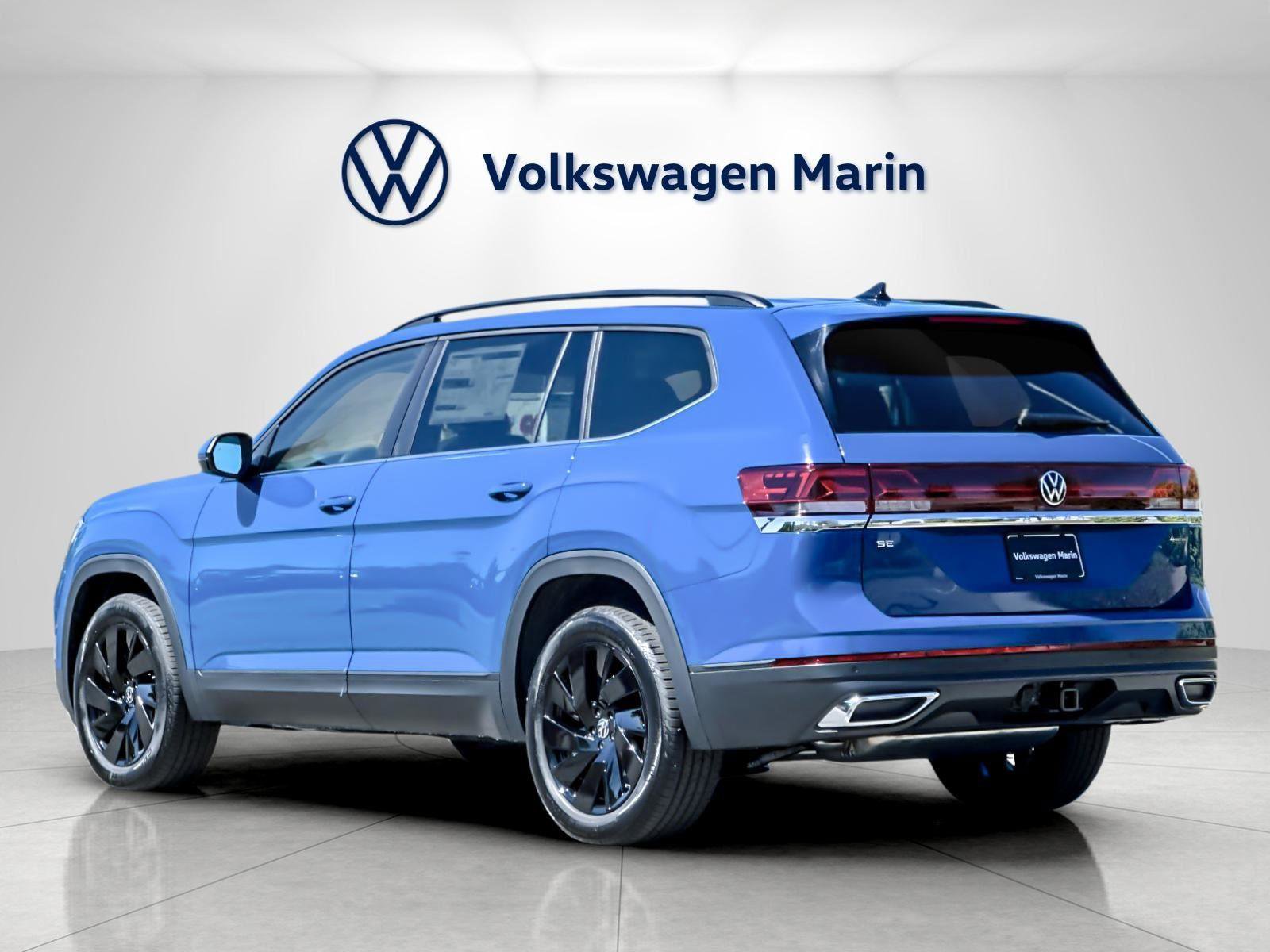 New 2026 Volkswagen Atlas SE w/ Panoramic Sunroof Package image 3