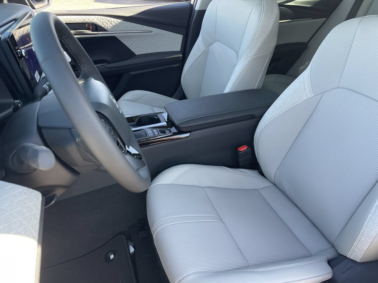 New 2026 Toyota Camry XLE FWD image 19
