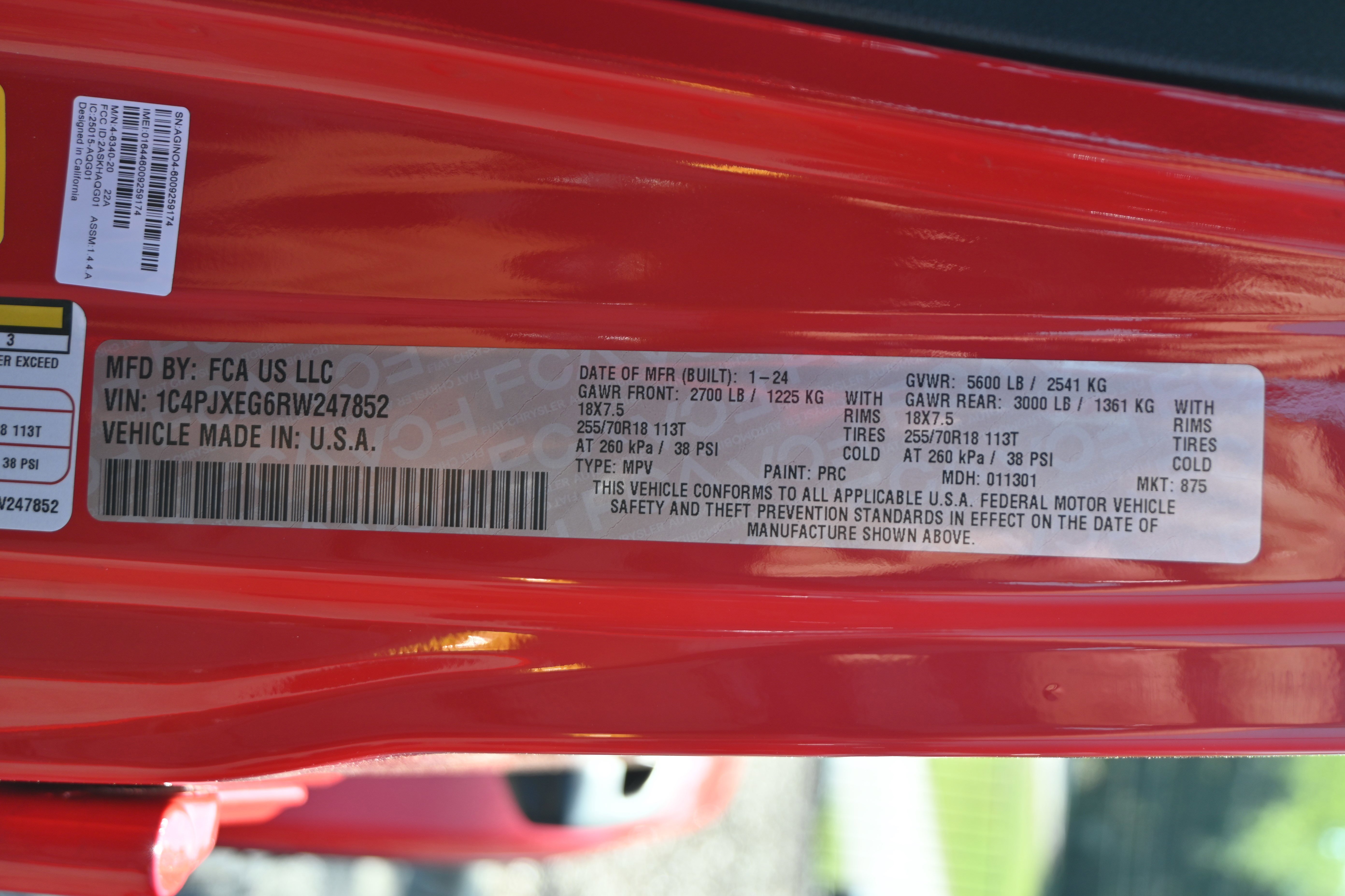 Used 2024 Jeep Wrangler Sahara w/ Safety Group image 17