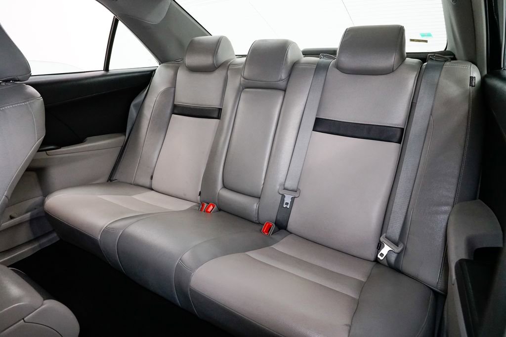 Used 2013 Toyota Camry LE image 20