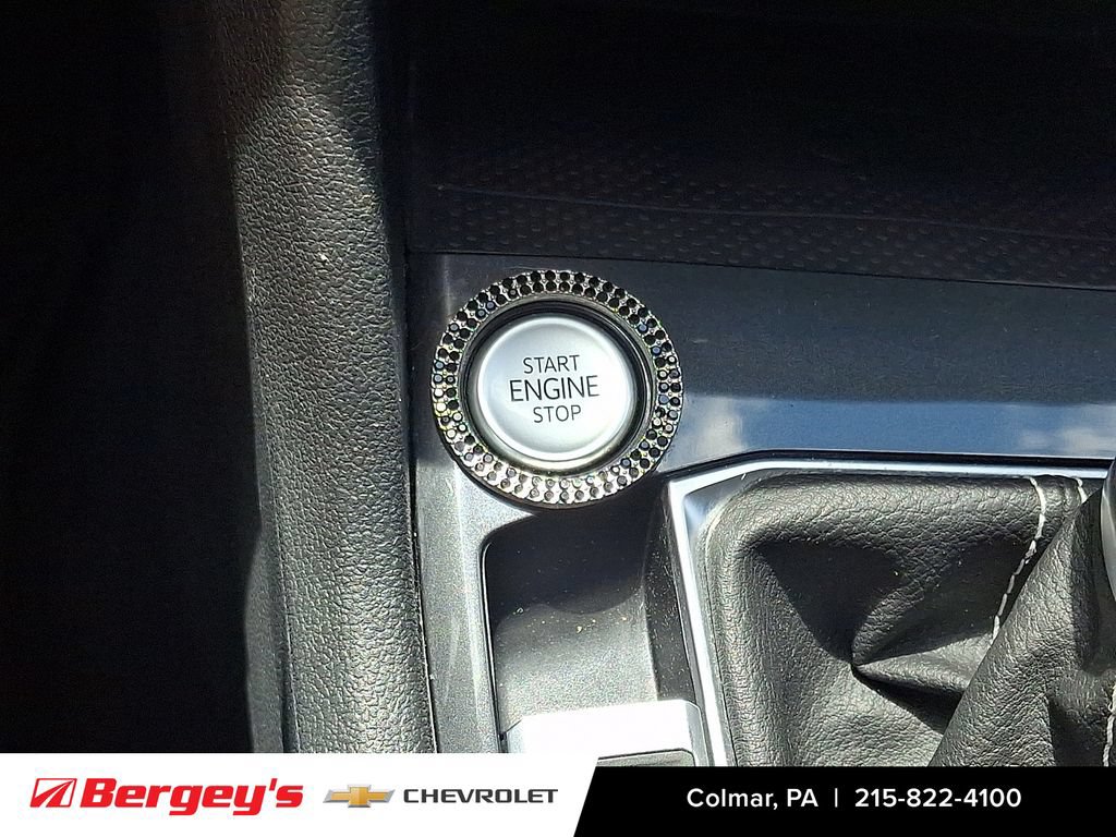 Used 2022 Volkswagen Tiguan SE AWD/4WD image 27