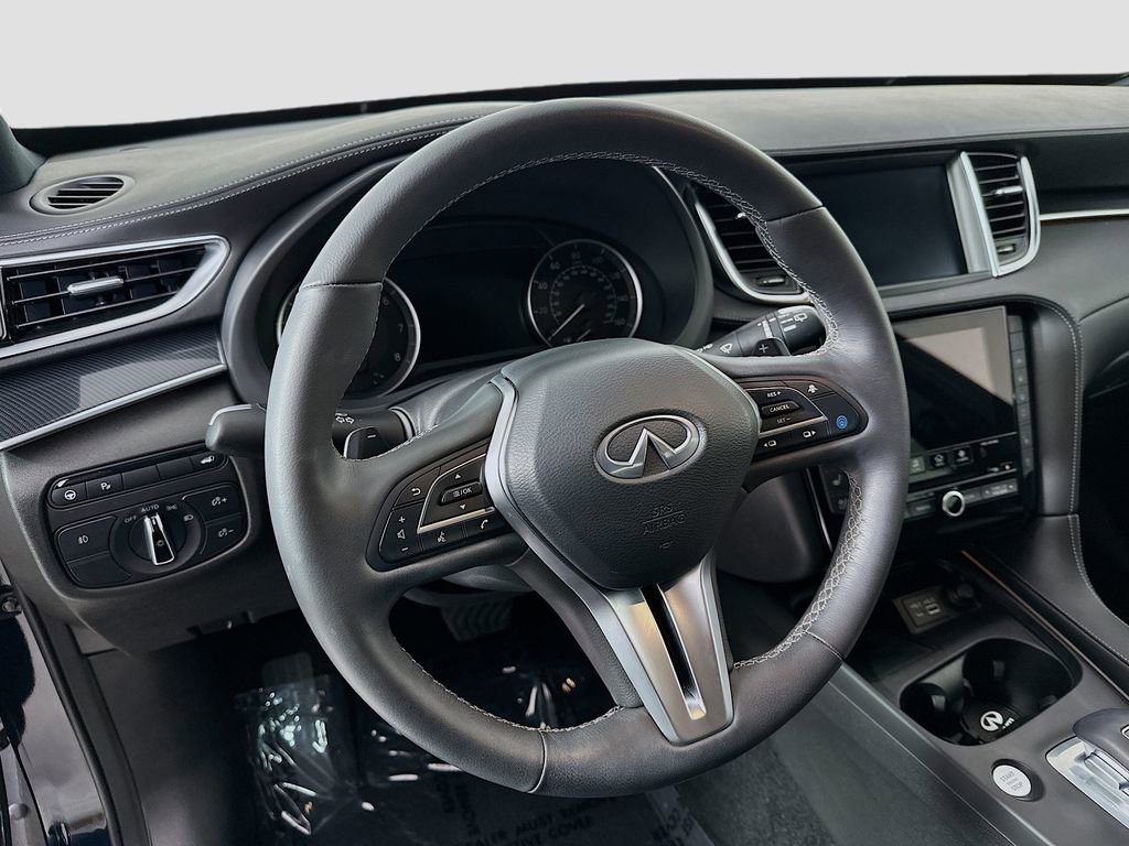 Used 2025 INFINITI QX50 Sport w/ Cargo Package image 13