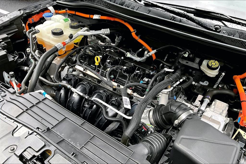 Used 2025 Ford Escape SE FWD image 28