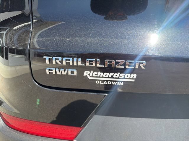 Used 2025 Chevrolet TrailBlazer LT AWD/4WD image 10