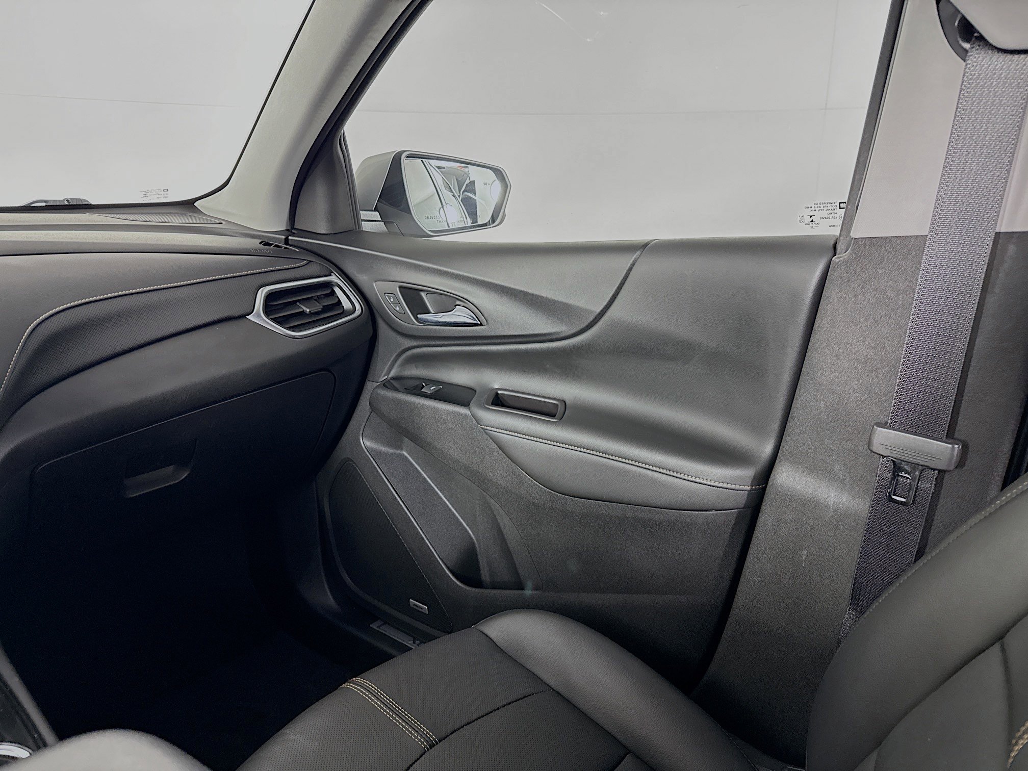 Used 2022 Chevrolet Equinox Premier image 28