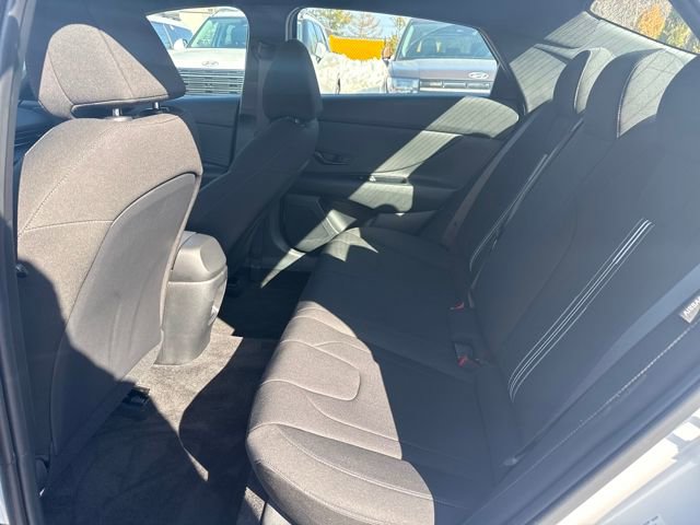 Certified 2025 Hyundai Elantra Sport image 25