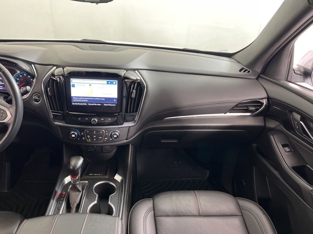 Used 2022 Chevrolet Traverse RS image 21