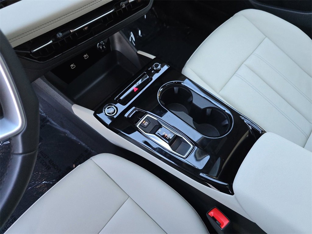 Certified 2025 Audi Q6 e-tron Premium w/ Convenience Package image 28