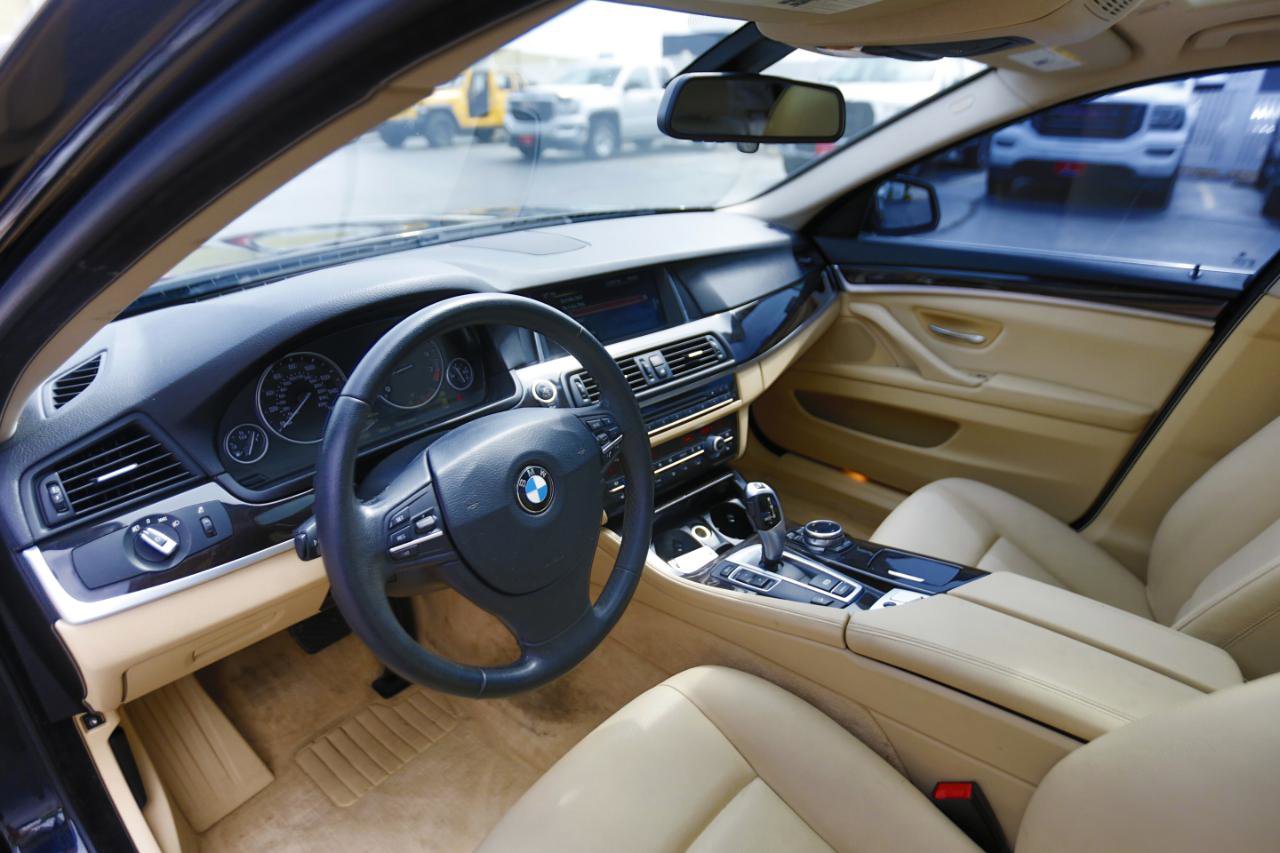 Used 2014 BMW 528i xDrive Sedan AWD/4WD image 4