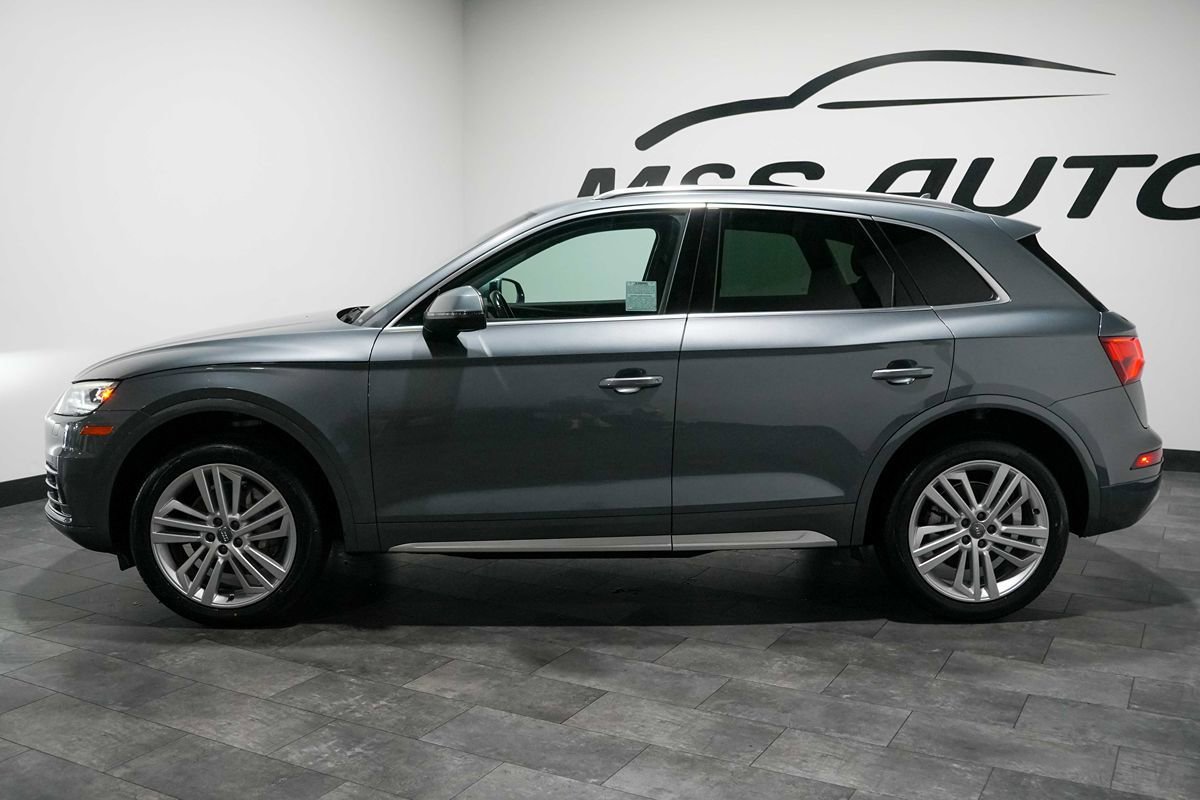 Used 2018 Audi Q5 2.0T Premium Plus w/ Premium Plus Package AWD/4WD image 3