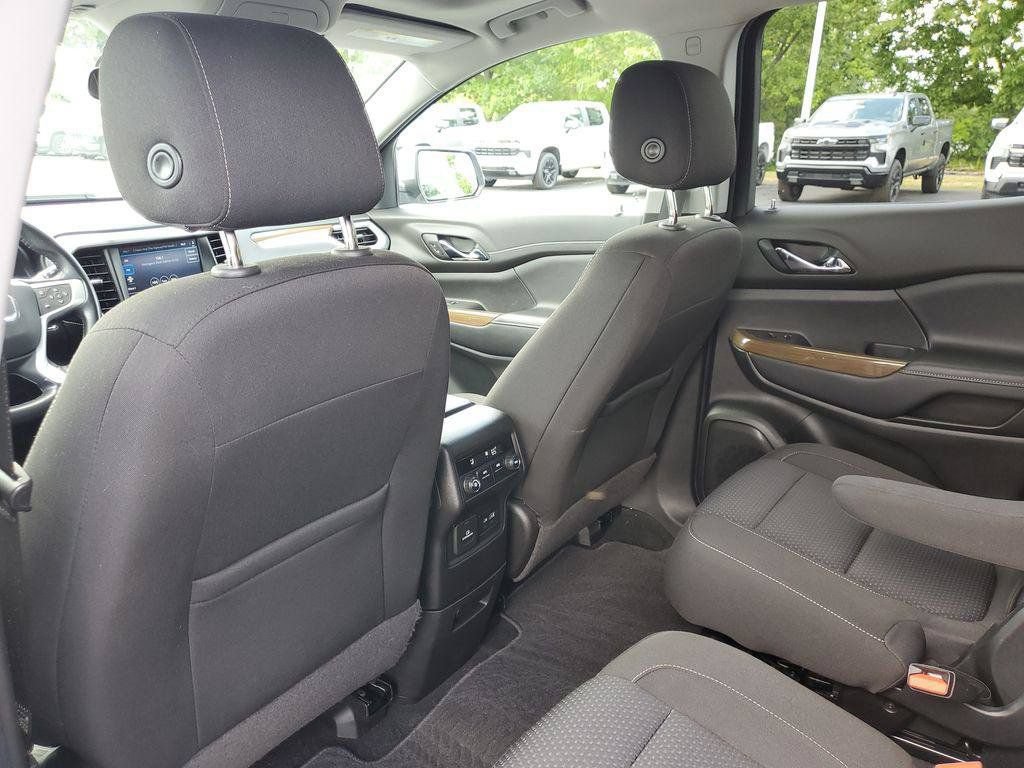 Used 2020 GMC Acadia SLE w/ Driver Convenience Package FWD image 32