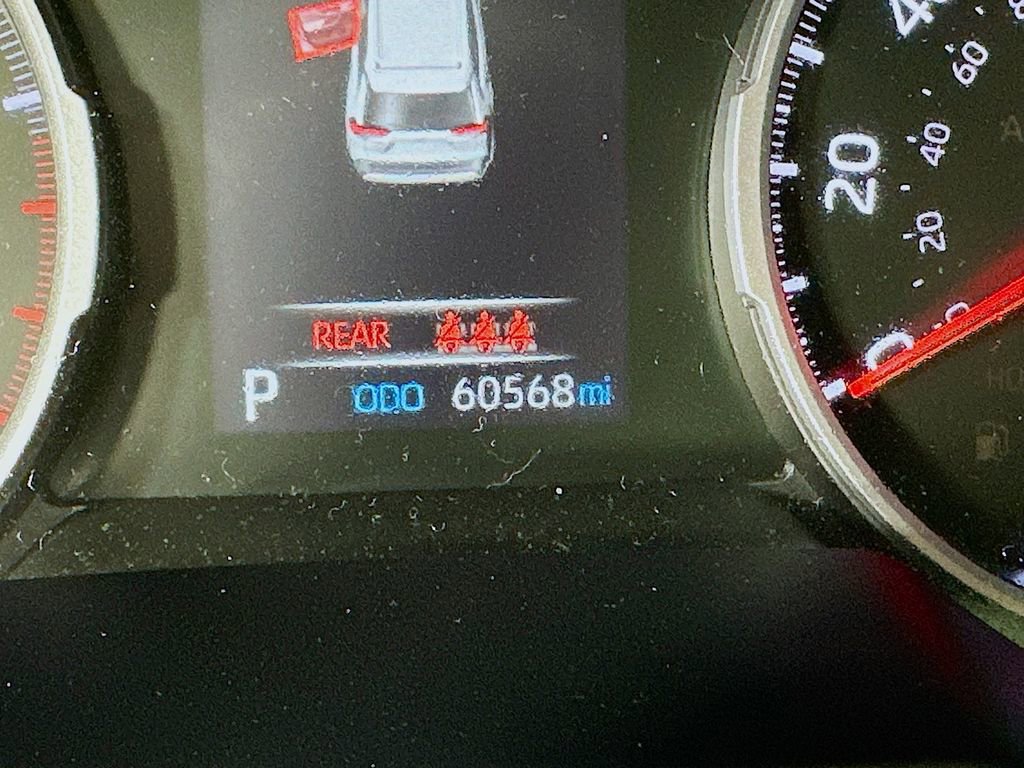 Used 2021 Toyota RAV4 LE image 30