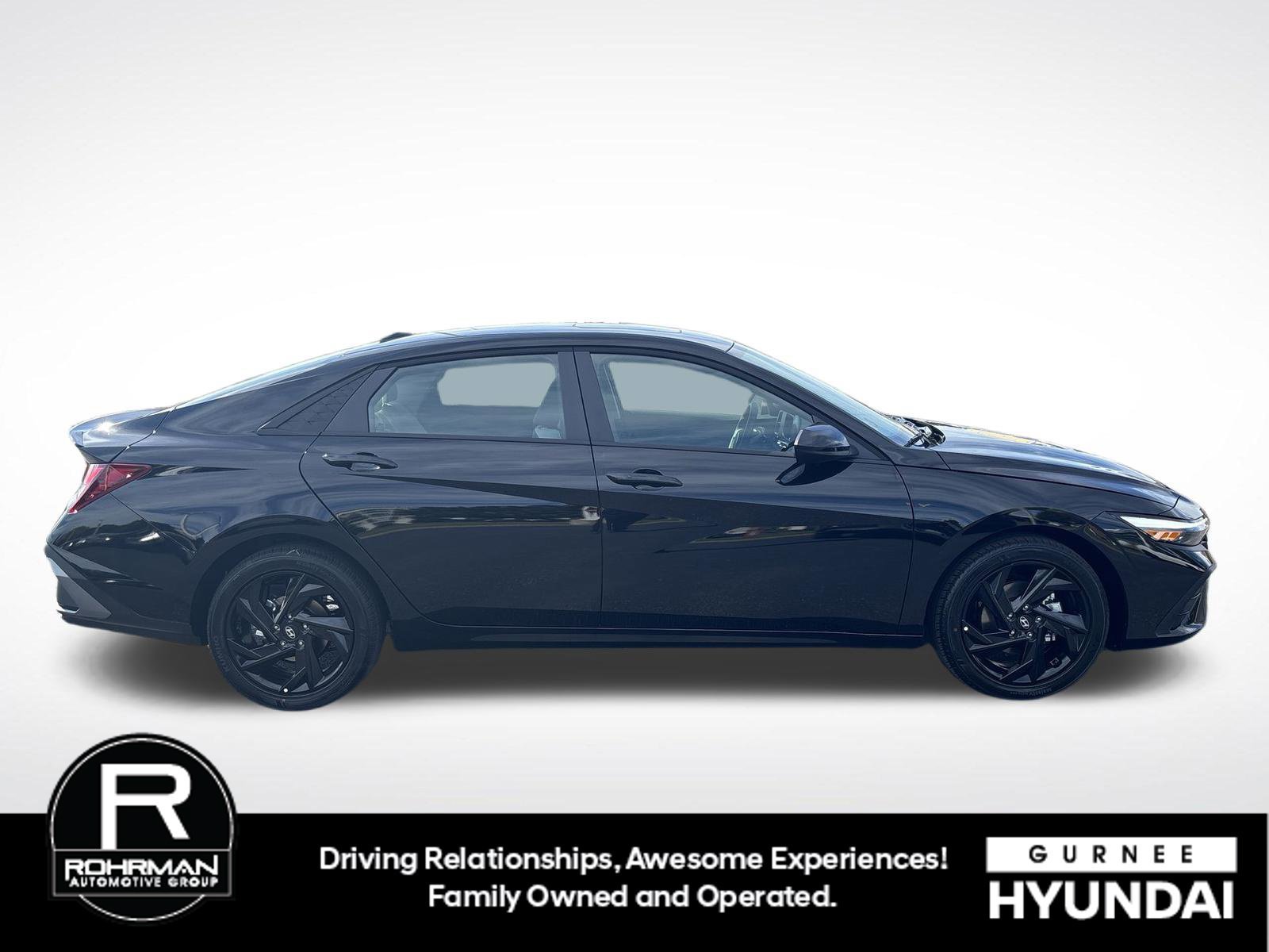 New 2026 Hyundai Elantra SEL Sport FWD image 11