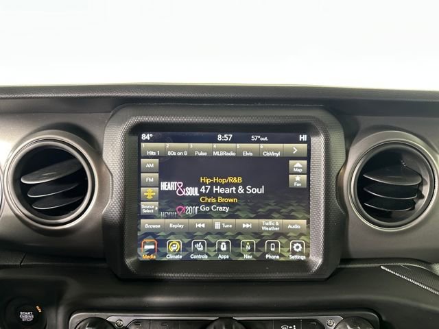 Used 2023 Jeep Wrangler Unlimited w/ Cold Weather Group image 20