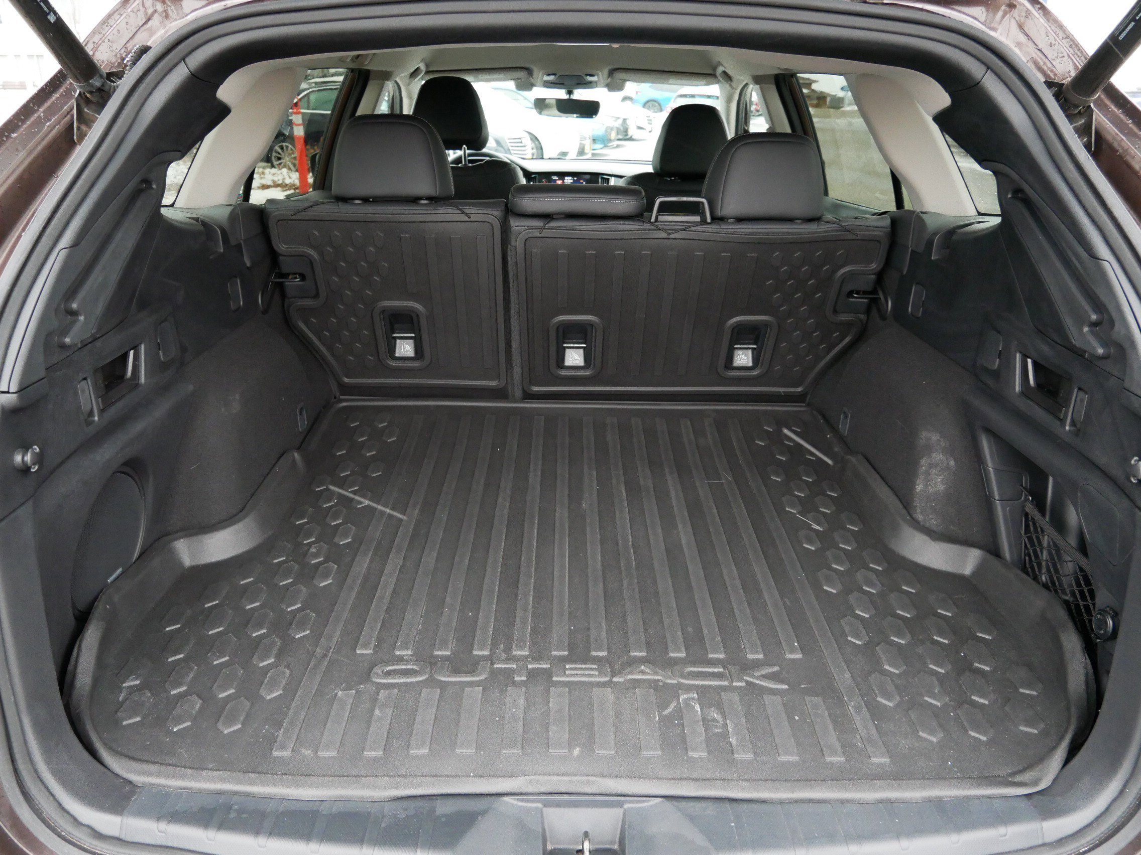 Used 2020 Subaru Outback Limited image 18