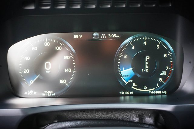 Used 2016 Volvo XC90 T6 Momentum w/ Protection Package Plus image 14