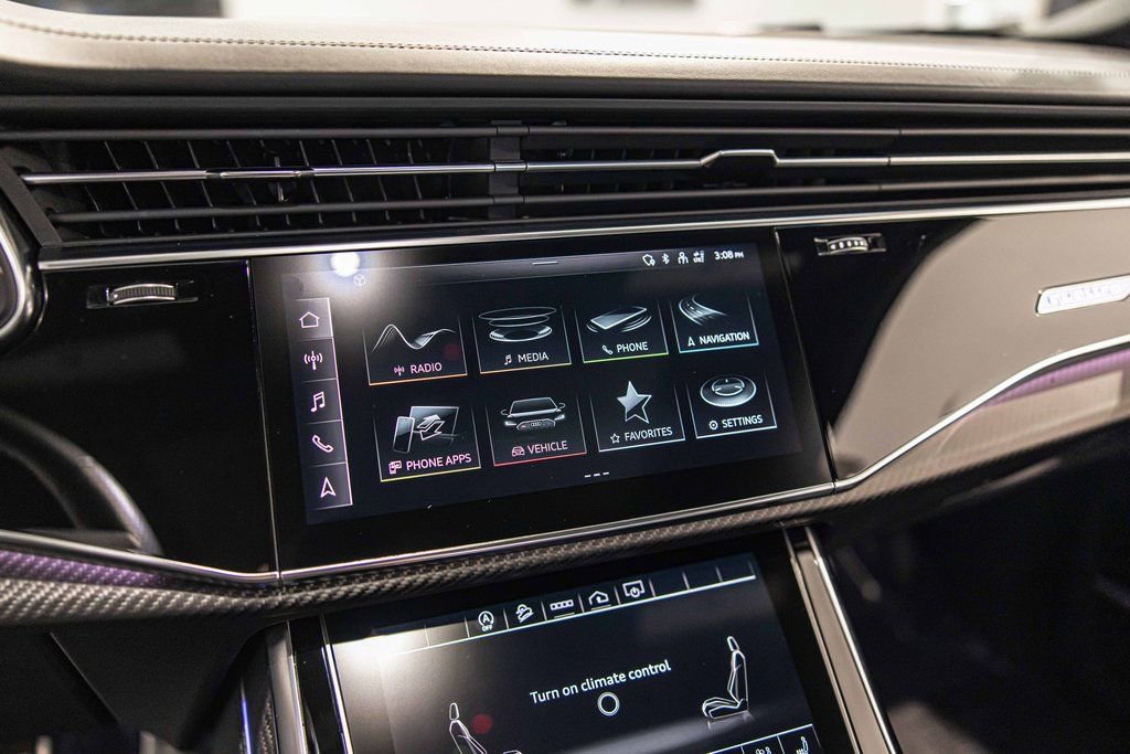 Used 2022 Audi RS Q8 w/ Carbon Optic Package AWD/4WD image 28
