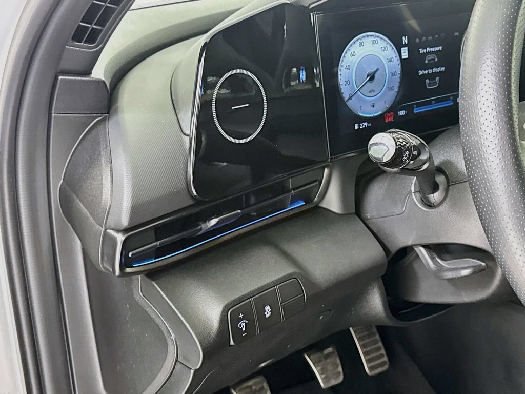 Used 2025 Hyundai Elantra N FWD image 11
