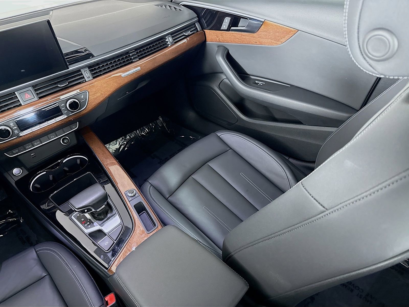 Certified 2023 Audi A4 2.0T Premium w/ Convenience Package image 23