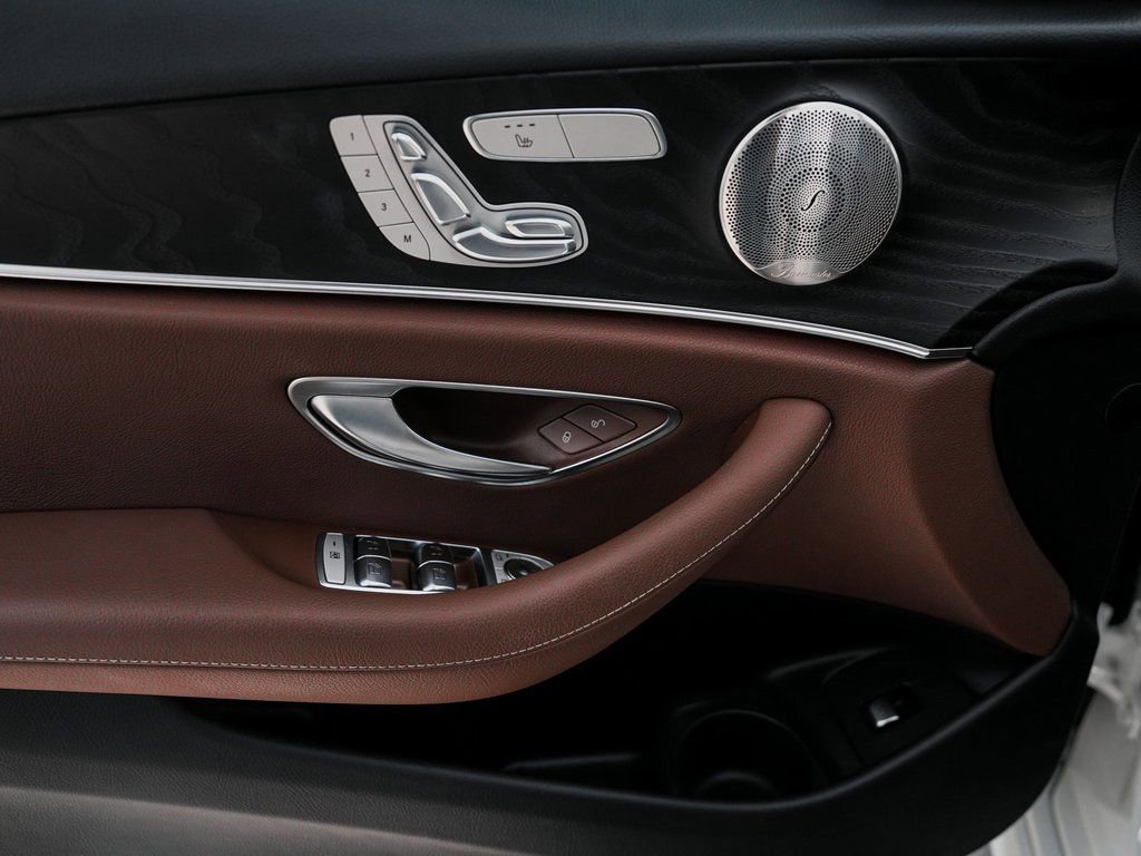 Used 2022 Mercedes-Benz E 450 4MATIC Sedan w/ Driver Assistance Package image 12