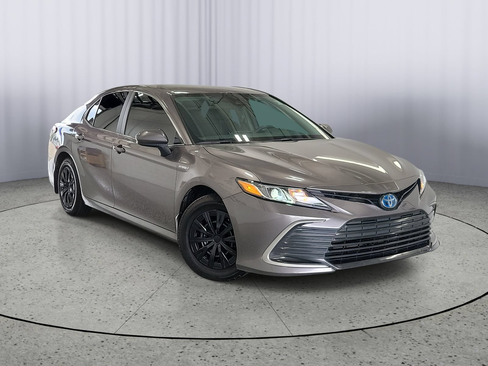 Used 2021 Toyota Camry LE FWD 360° Tour