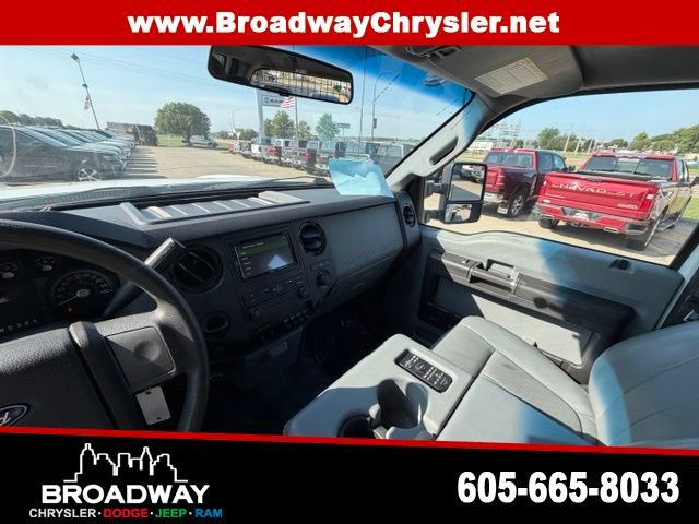 Used 2015 Ford F550 2WD Crew Cab Super Duty w/ Power Equipment Group image 16
