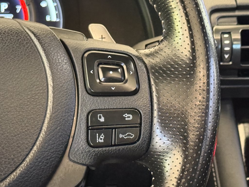 Certified 2025 Lexus IS 350 F Sport RWD image 25